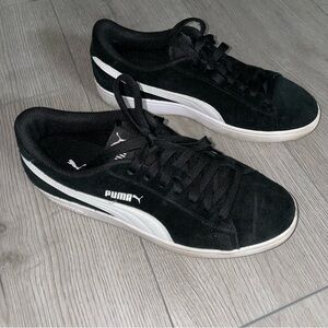 Puma Black and White Sneakers SoftFoam